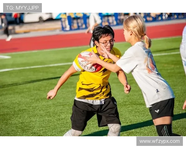 科学提升体能与团队协作的系统化橄榄球训练方法研究与实践探索